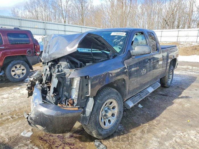 Chevrolet Silverado 2011 VIN 1GCRKPEA4BZ341184