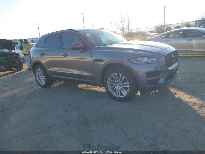 Jaguar F-pace 2018 VIN SADCK2GX0JA285854