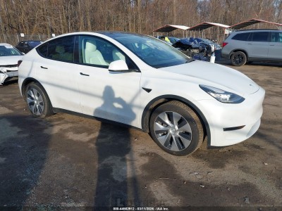 Tesla Model y 2022 7SAYGAEE4NF516012