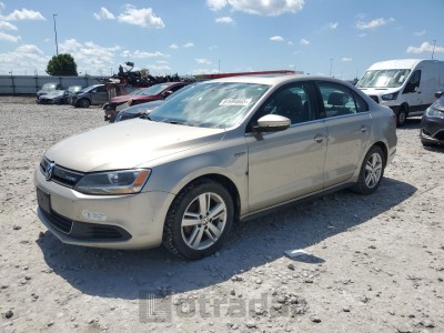 VOLKSWAGEN JETTA 2013 3VW637AJ1DM311230