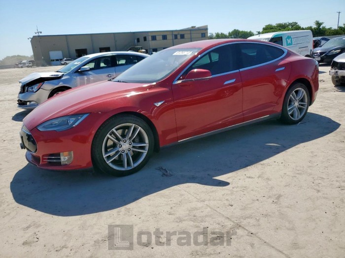 TESLA MODEL S 2015 VIN 5YJSA1E25FF103267