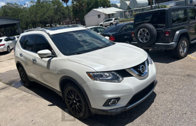 NISSAN ROGUE 2015 5N1AT2MVXFC762655