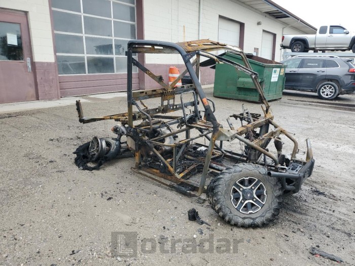POLARIS SIDEBYSIDE 2016 VIN 4XARTE87XGB327640