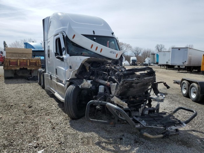 FREIGHTLINER ALL OTHER 2023 VIN 3AKJHHDRXPSUG1910