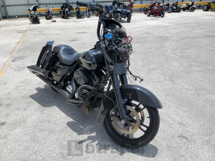 HARLEY-DAVIDSON FL 2011 VIN 1HD1KB413BB632400