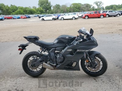 YAMAHA YZFR7 2024 JYARM38E1RA014201
