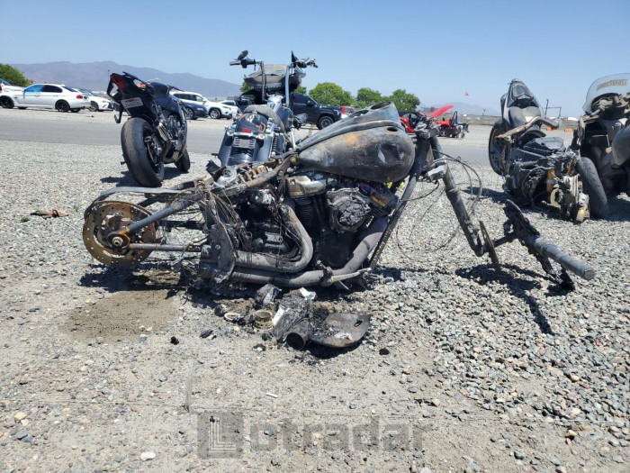 HARLEY-DAVIDSON FXLR LOW R 2018 VIN 1HD1YNJ35JC040110