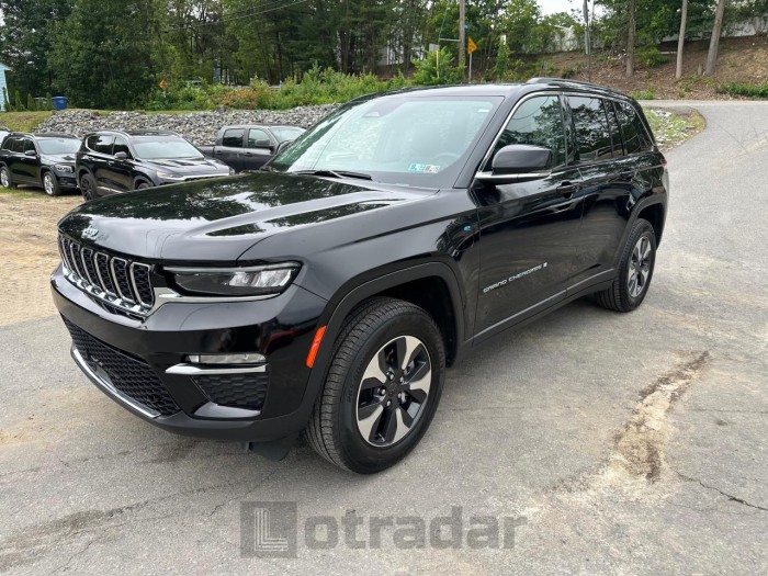 JEEP GRAND CHER 2024 VIN 1C4RJYB67RC710710