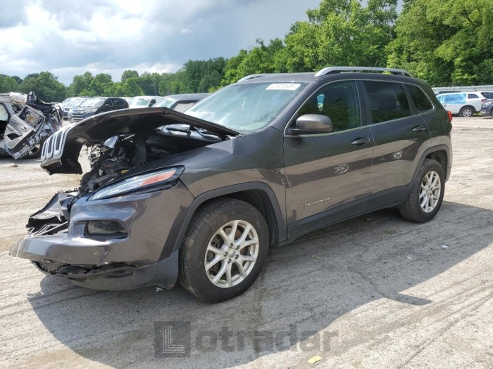 JEEP GRAND CHER 2015 VIN 1C4PJMCB6FW534013