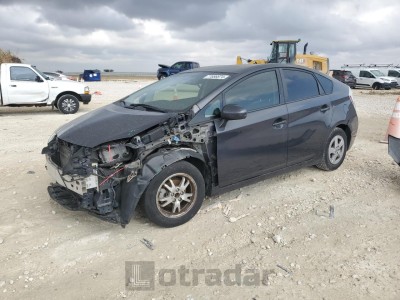 TOYOTA PRIUS 2011 JTDKN3DUXB1475502