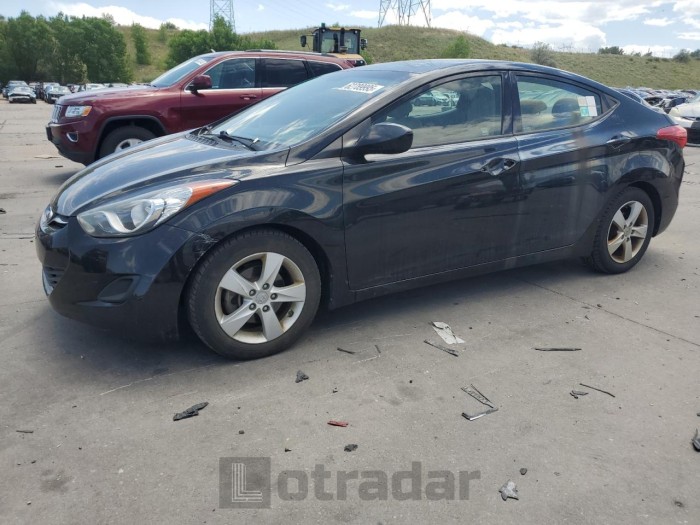 HYUNDAI ELANTRA 2013 VIN 5NPDH4AE4DH407615