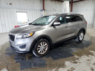 KIA SORENTO 2018 5XYPGDA31JG376700
