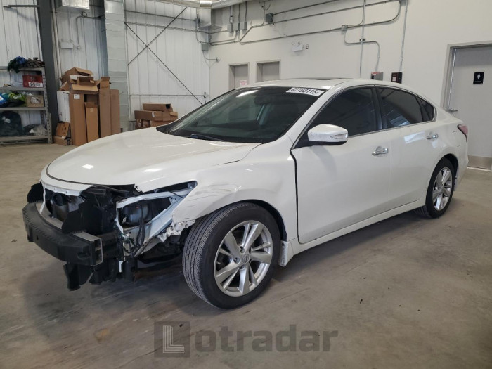 NISSAN ALTIMA 2015 VIN 1N4AL3AP8FN388895