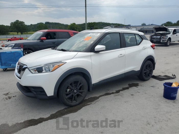 NISSAN KICKS 2018 VIN 3N1CP5CU8JL523097