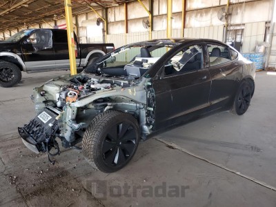 TESLA MODEL 3 2024 5YJ3E1EAXRF727702