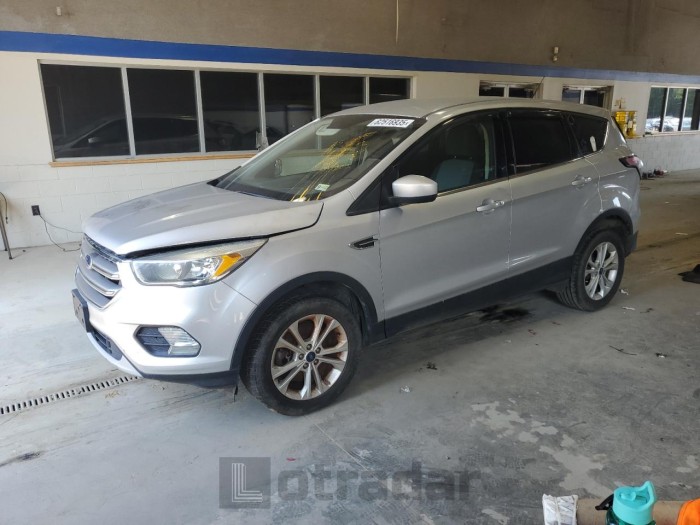 FORD ESCAPE 2017 VIN 1FMCU9GD7HUB71133