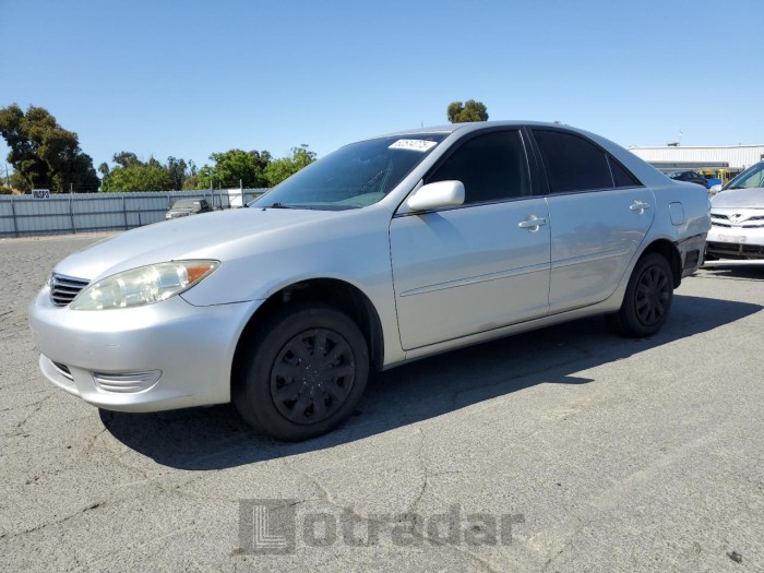 TOYOTA CAMRY 2005 VIN 4T1BE32K15U514400