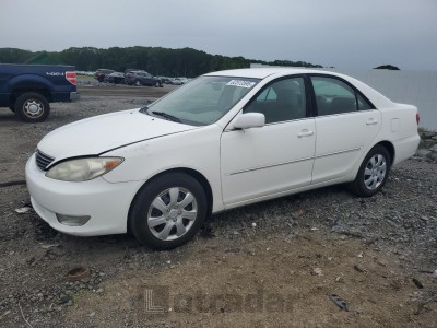 TOYOTA CAMRY 2005 4T1BE30K95U594872