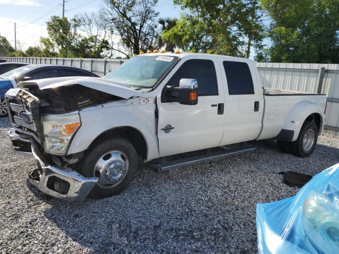 FORD F350 2015 VIN 1FT8W3CT0FEA68755