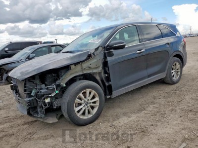 KIA SORENTO 2019 5XYPG4A58KG560079