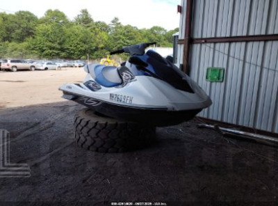YAMAHA PERSONAL WATERCRAFT 2011 YAMA2459E111