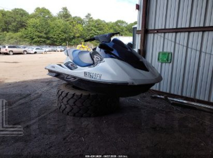 YAMAHA PERSONAL WATERCRAFT 2011 VIN YAMA2459E111