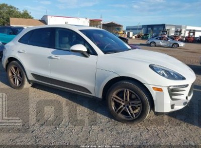 PORSCHE MACAN 2018 WP1AA2A53JLB01068