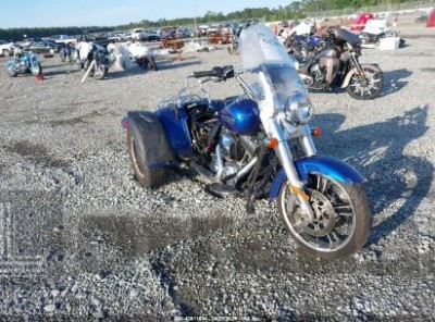 HARLEY-DAVIDSON FLRT 2015 1HD1MCM13FB857485
