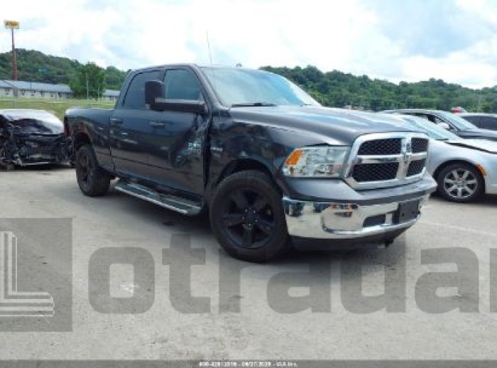 RAM 1500 CLASSIC 2019 VIN 1C6RR7TT3KS530747