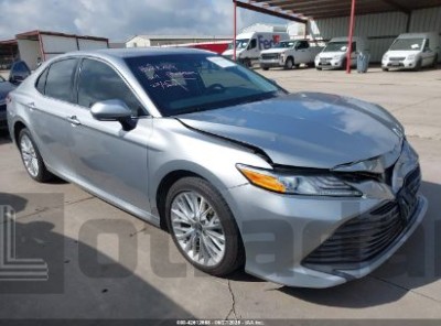 TOYOTA CAMRY 2018 4T1B11HK6JU047170