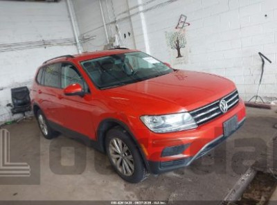 VOLKSWAGEN TIGUAN 2018 VIN 3VV0B7AX7JM081884