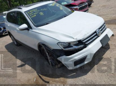 VOLKSWAGEN TIGUAN 2018 3VV2B7AX2JM168388