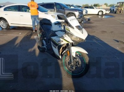 YAMAHA YZFR3 2017 VIN MH3RH15Y3HK003190
