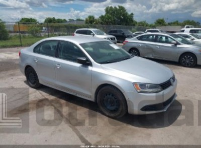 VOLKSWAGEN JETTA 2014 3VWLL7AJ3EM310052