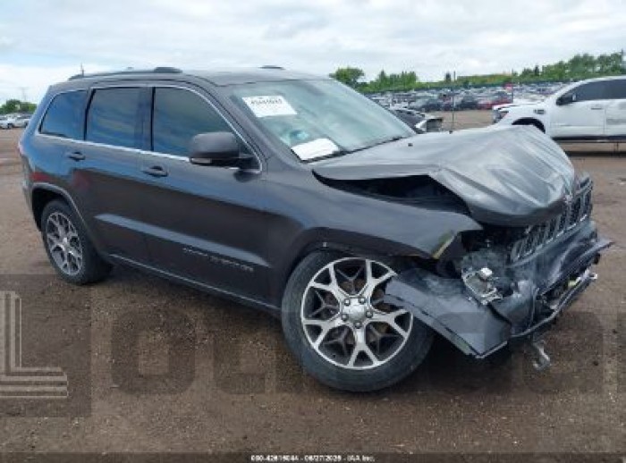 JEEP GRAND CHEROKEE 2018 VIN 1C4RJFBG4JC130008