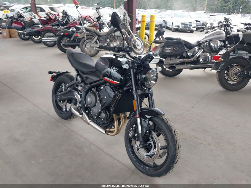 TRIUMPH MOTORCYCLE TRIDENT 660 2025 SMTL21U44STCF6671