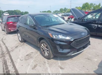 FORD ESCAPE 2022 1FMCU9G62NUA72507