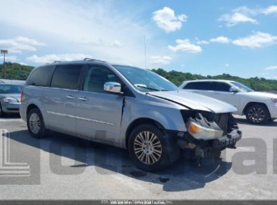 CHRYSLER TOWN & COUNTRY 2013 VIN 2C4RC1GG1DR753619