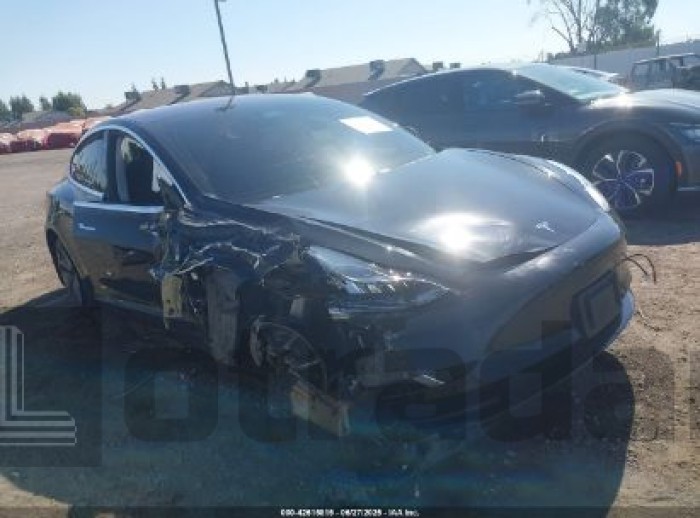 TESLA MODEL 3 2018 VIN 5YJ3E1EB5JF062995