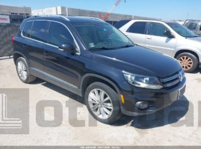 VOLKSWAGEN TIGUAN 2012 WVGAV7AX9CW536856