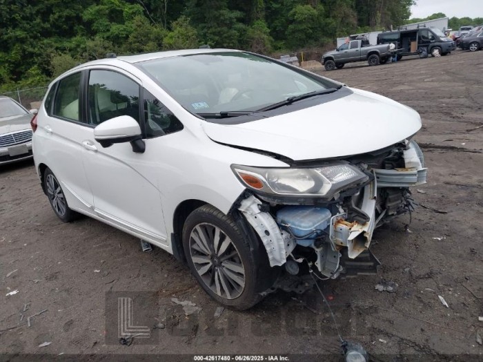 HONDA FIT 2016 VIN JHMGK5H75GX041876