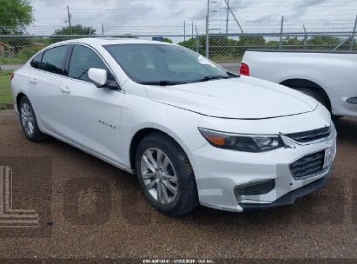 CHEVROLET MALIBU 2018 VIN 1G1ZD5STXJF235206