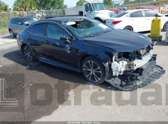 TOYOTA CAMRY 2018 VIN 4T1B11HK7JU580774