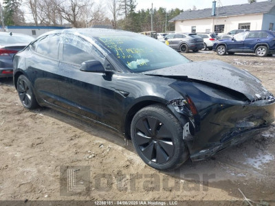 TESLA MODEL 3 2024 LRW3E7EB4RC088643