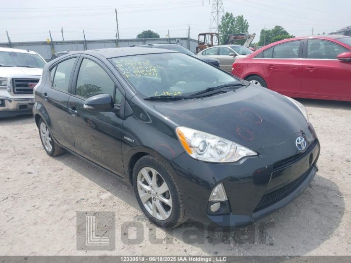 TOYOTA PRIUS C 2014 VIN JTDKDTB31E1069013