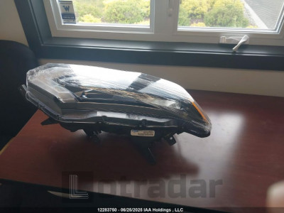 NISSAN ROGUE 2018 5N1AT2MVXJC819977