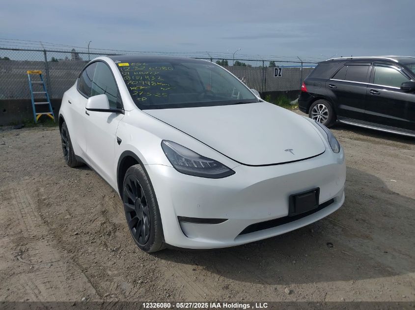 TESLA MODEL Y 2021 5YJYGDED9MF181432