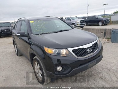 KIA SORENTO 2012 5XYKTCA68CG251948