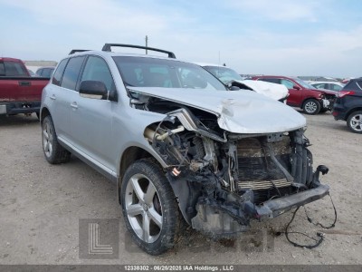 VOLKSWAGEN TOUAREG 2004 WVGBC77L14D068374