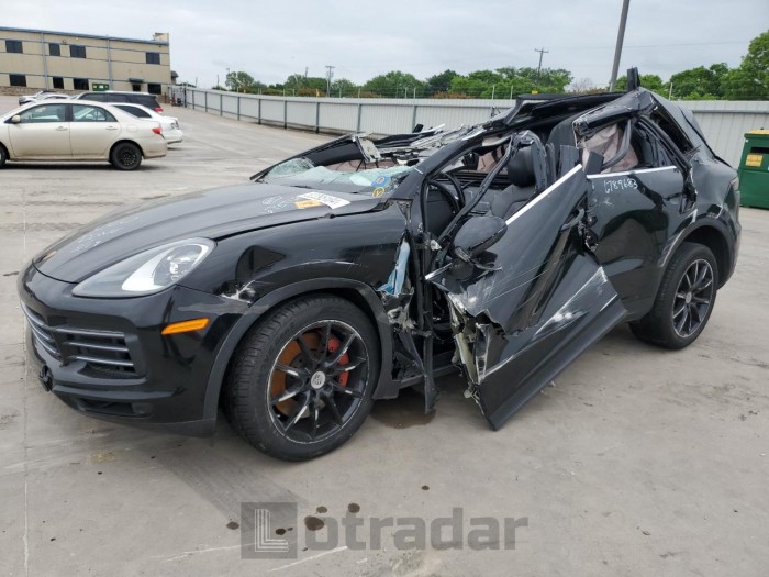 PORSCHE CAYENNE 2022 VIN WP1AA2AY2NDA03689
